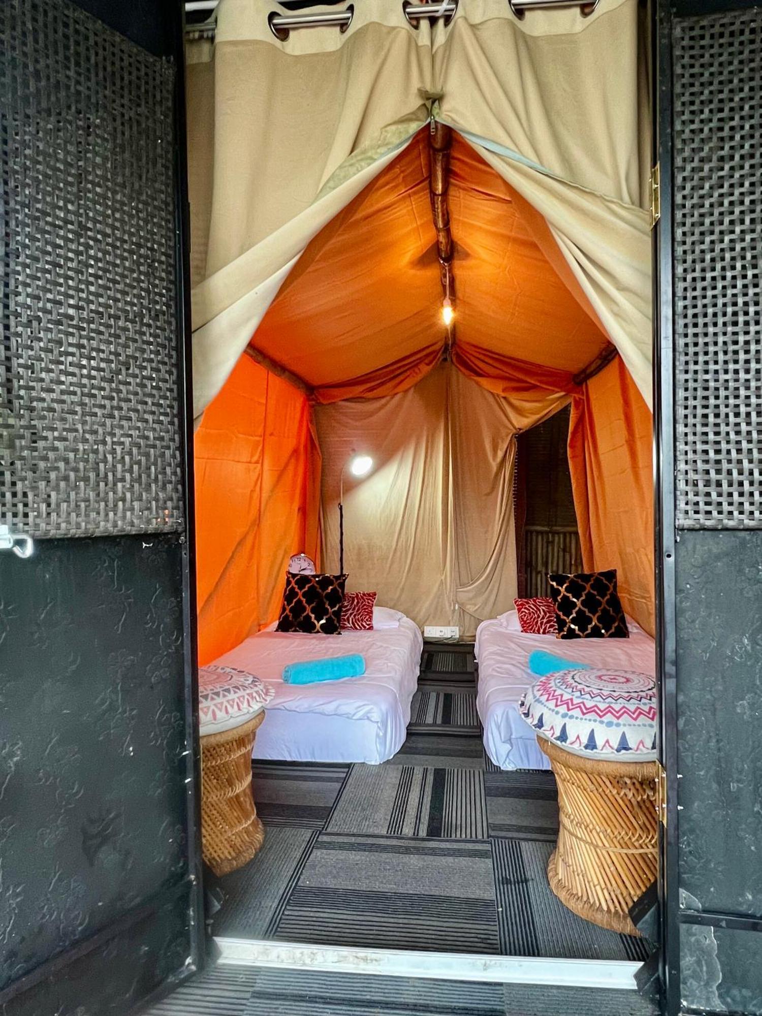 Kejora Homestay كانجار المظهر الخارجي الصورة