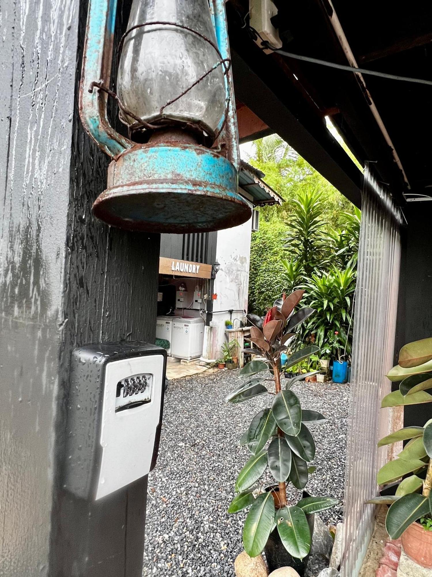 Kejora Homestay كانجار الغرفة الصورة