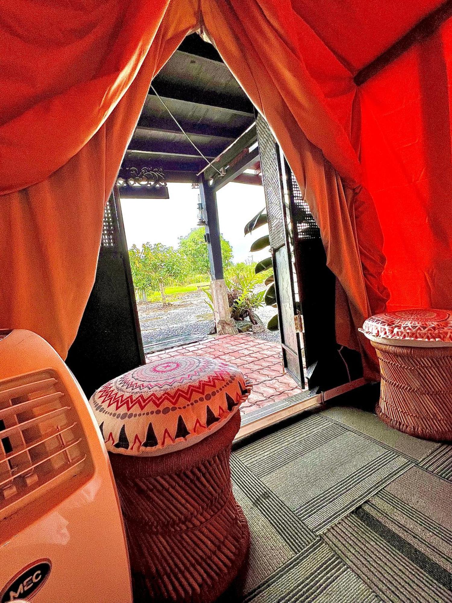 Kejora Homestay كانجار الغرفة الصورة