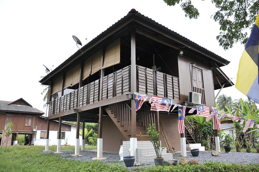 Kejora Homestay كانجار المظهر الخارجي الصورة