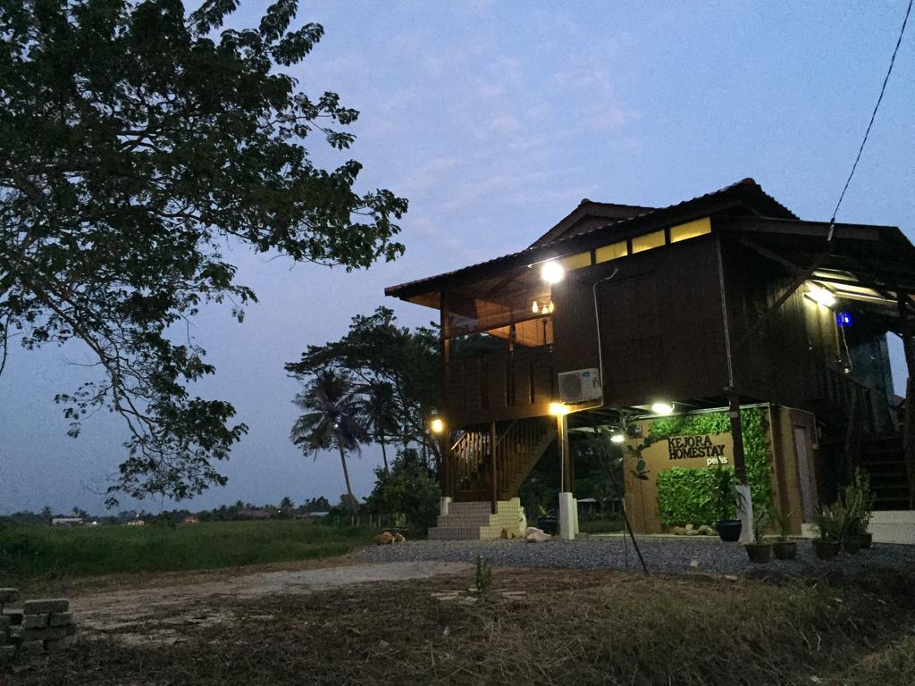 Kejora Homestay كانجار المظهر الخارجي الصورة